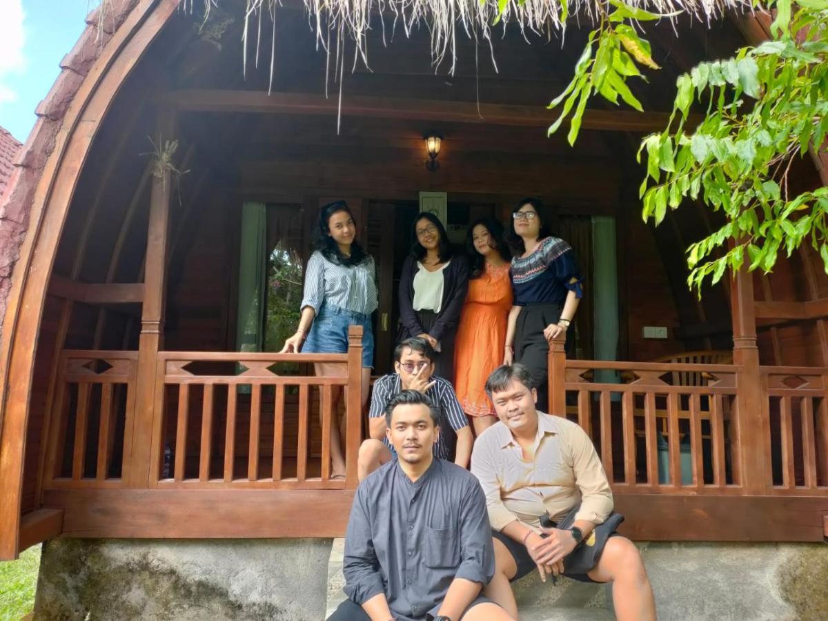 Bougainvillea Bungalow Batumadeg Exterior photo
