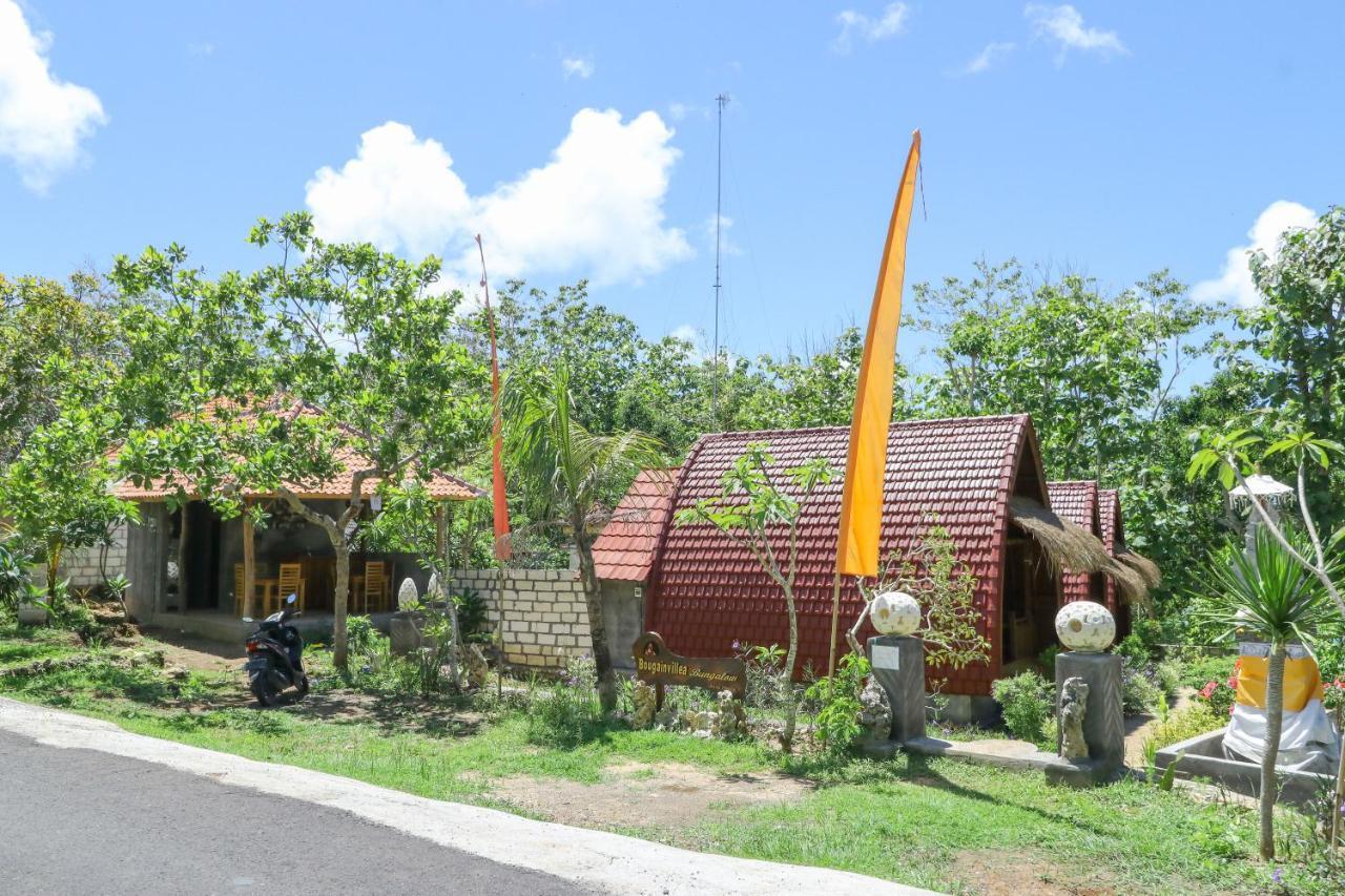 Bougainvillea Bungalow Batumadeg Exterior photo
