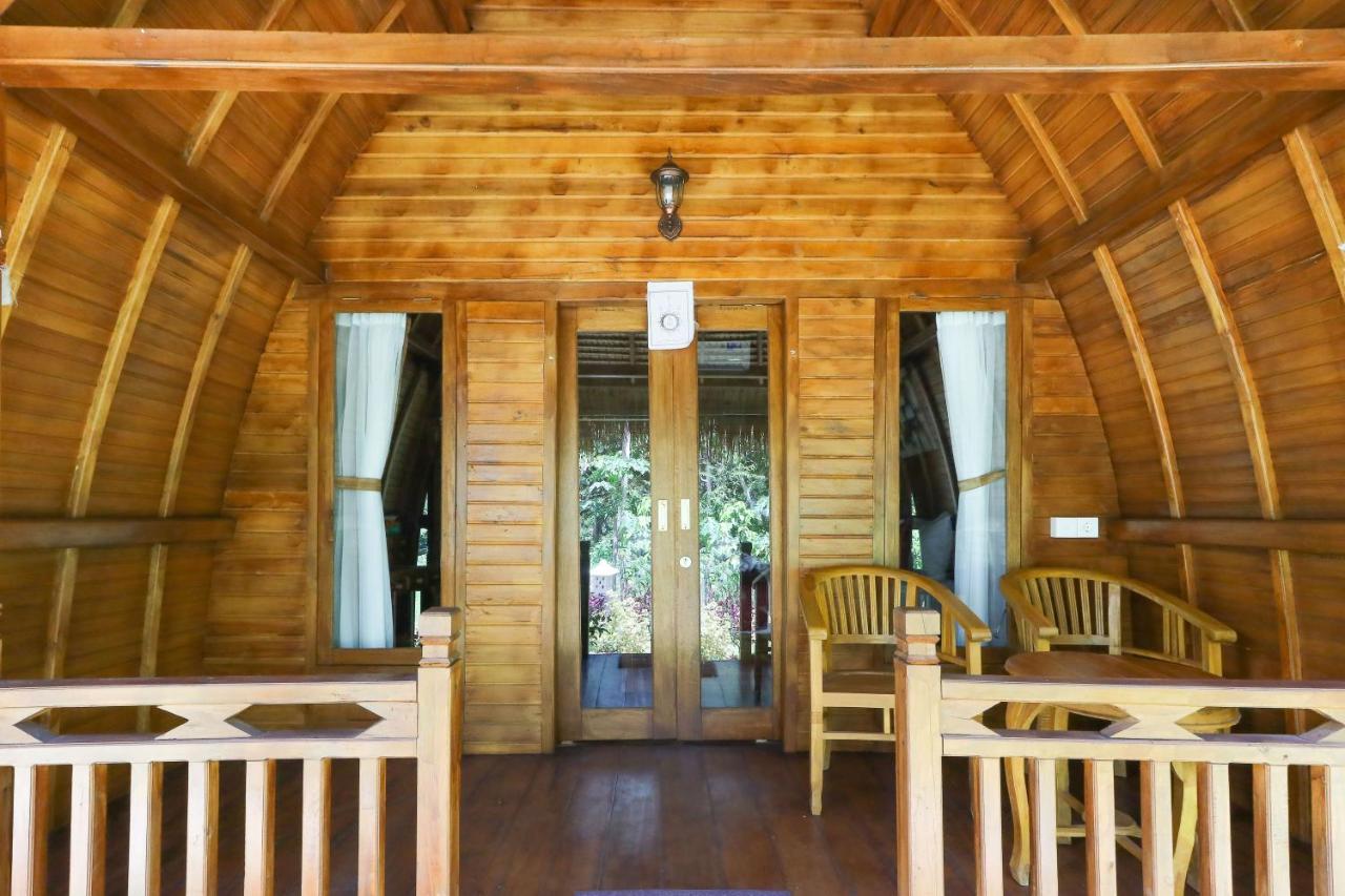 Bougainvillea Bungalow Batumadeg Exterior photo